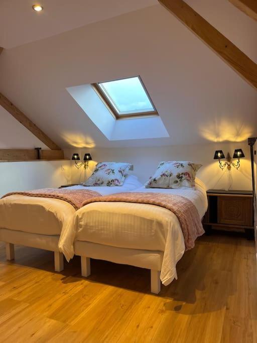 Le Pont Joly Villa *